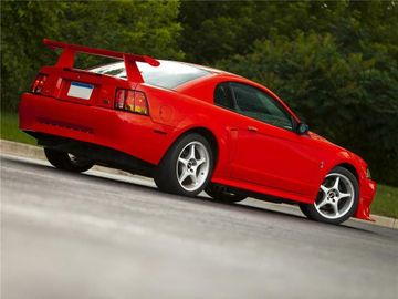 FORD MUSTANG COBRA 'R' COUPE, 2000