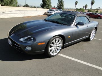 Jaguar XK8 Convertible, 2005