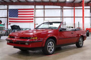 Pontiac Sunbird, 1990