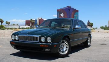 Jaguar XJ Vanden Plas, 1996