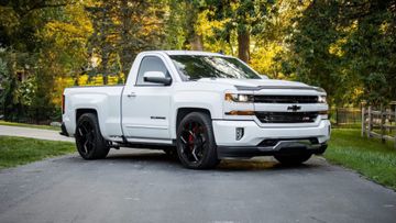 Chevrolet Silverado Z71 Pickup, 2017