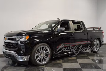 CHEVROLET SILVERADO CUSTOM PICKUP, 2024