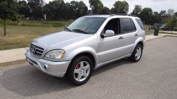 مرسيدس-بنز ML55 AMG، 2001
