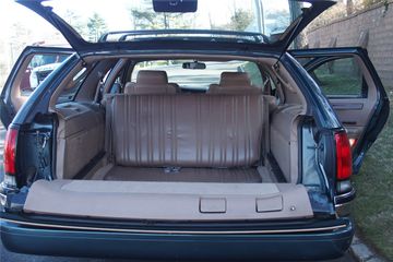 Buick Roadmaster Wagon, 1995