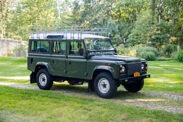 Land Rover Defender One-Ten VIN. SALLDHMV7BA244630, 1985