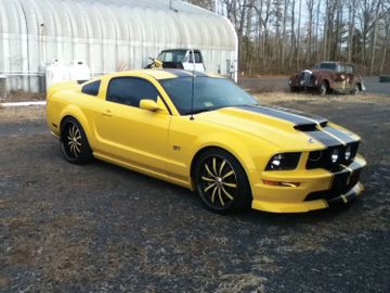 Ford Mustang GT, 2005