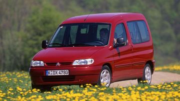 Citroen Berlingo 2.0 HDi specs