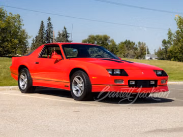 CHEVROLET CAMARO IROC-Z, 1988