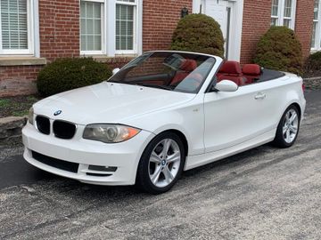 BMW 128i Convertible, 2008