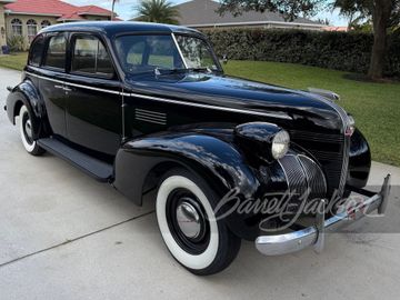 PONTIAC DELUXE 8, 1939