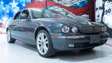 Jaguar XJR, 2005