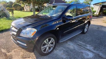 Mercedes-Benz GL450, 2012