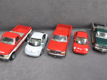 Five (5) 1/24 Scale Franklin Mint Cars