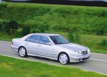 Mercedes-Benz E 55 AMG (W210) specs
