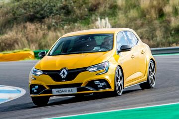 Renault Megane RS Trophy (Mk IV) specs