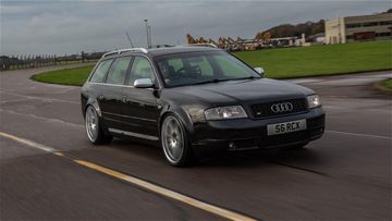 Audi S6 Avant (C5) specs
