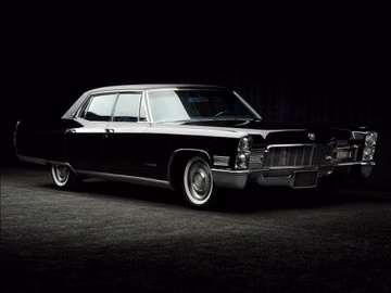 Cadillac Fleetwood Sixty Special specs