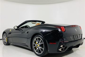 FERRARI CALIFORNIA, 2010