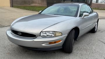 Buick Riviera Coupe, 1998