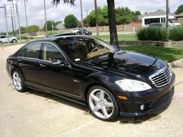 Mercedes-Benz S63 AMG (W221) specs