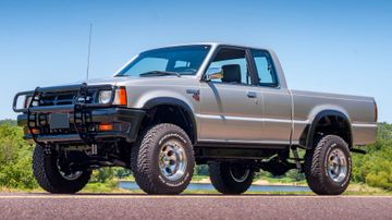 Mazda B2600i Pickup, 1991