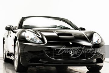 FERRARI CALIFORNIA CONVERTIBLE, 2010