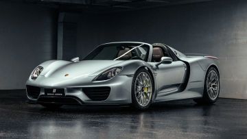 Porsche 918 Spyder, 2015
