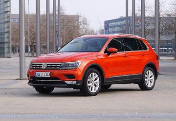 VW Tiguan 2.0 TSI 4Motion (Mk II 220 PS) specs