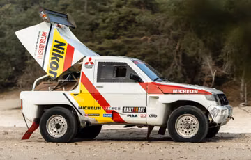 Mitsubishi Pajero Usine Paris-Dakar, 1988