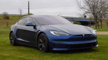 Tesla Model S Plaid, 2021