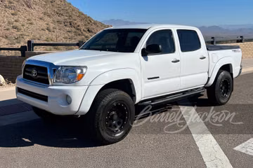 TOYOTA TACOMA PICKUP, 2010