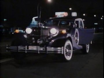 Excalibur Series IV Phaeton in Alien Warrior (1986)