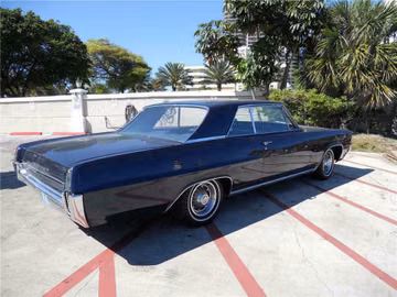 PONTIAC GRAND PRIX 2 DOOR COUPE, 1964