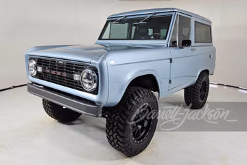 FORD BRONCO CUSTOM SUV, 1966