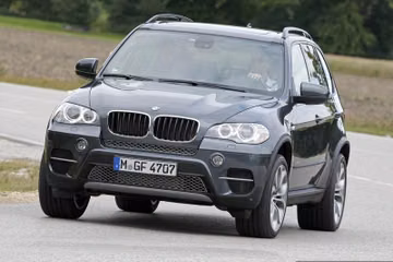BMW X5 xDrive 35d (E70 USA) specs