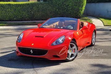 FERRARI CALIFORNIA CONVERTIBLE, 2010