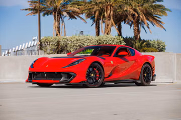 Ferrari 812 Competizione, 2022