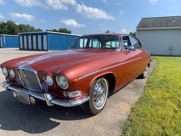 Jaguar 420 Sedan, 1967