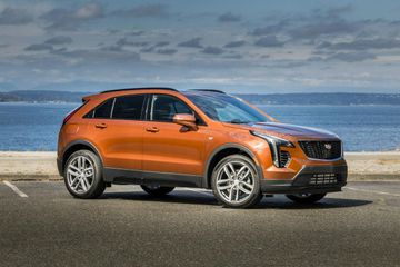 Cadillac XT4 2.0 specs