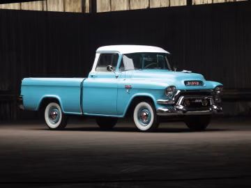 GMC Series 100 Suburban Carrier, 1956