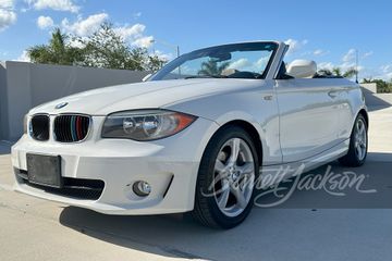 BMW 128i CONVERTIBLE, 2012