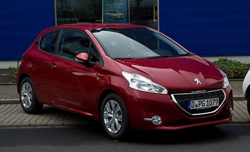 Peugeot 208 BlueHDi 120 (Mk I) specs