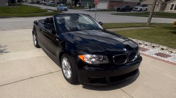BMW 128i Convertible, 2011