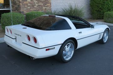 Chevrolet Corvette, 1988