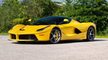 Ferrari LaFerrari, 2015