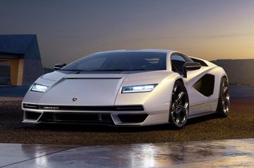 Lamborghini Countach LPI 800-4 specs