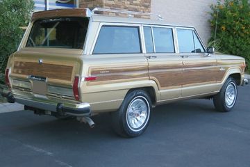 Jeep Grand Wagoneer, 1984