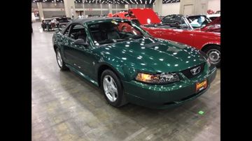 Ford Mustang Convertible, 2002