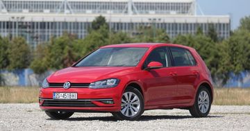 VW Golf 1.6 TDI (Mk VII 105 PS) specs