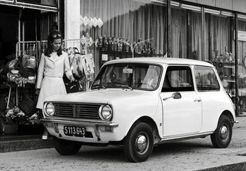 Mini Clubman specs